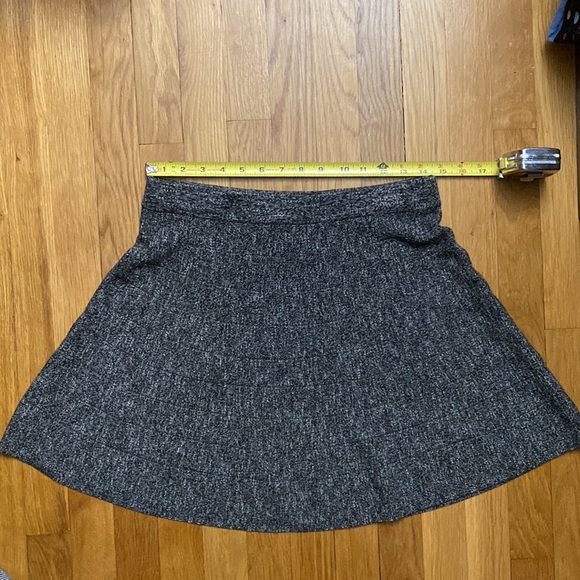 Max Studio Gray Sweater Skater Skirt Size Medium - Picture 5 of 6